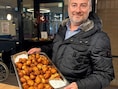 Burgemeester Thierry Lens deelde bijna 4.000 smoutebollen uit voor zijn verjaardag
