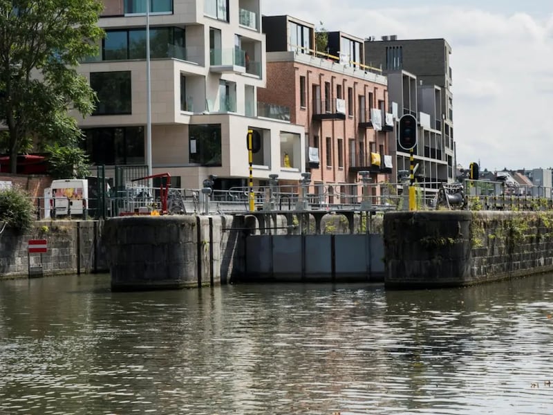 Waterpeil in binnenstad zakt 40 centimeter: “Jaarlijkse schoonmaak en inspectie”