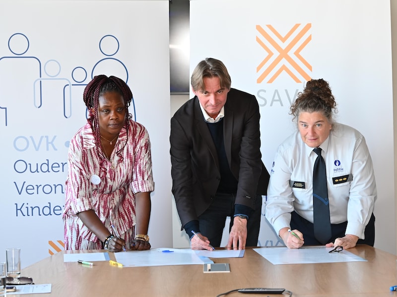 Temse ondertekent SAVE-charter na verkeersdood van Francis (16): “Geen enkele ouder zou dit mogen meemaken”