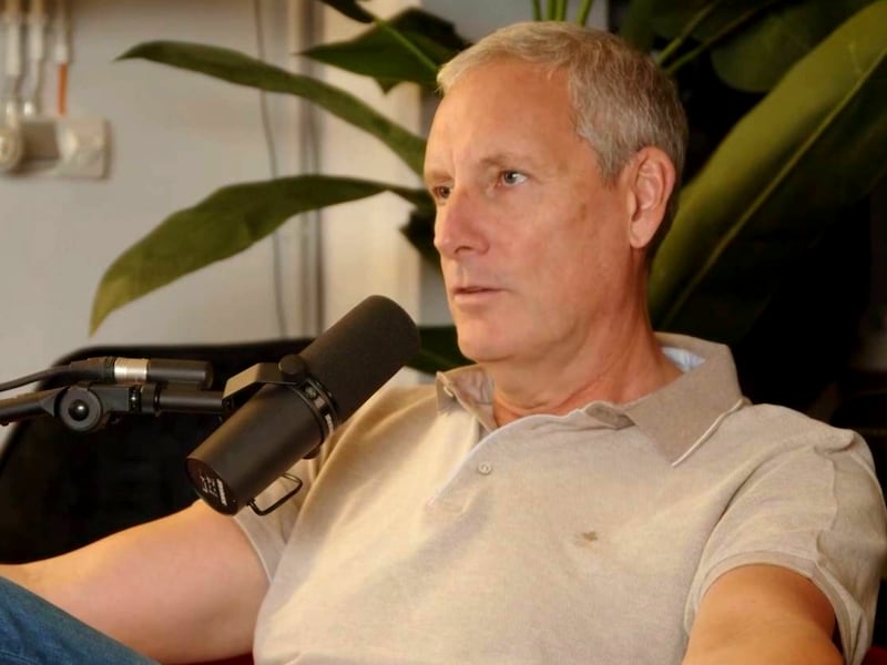 “Als ik moet diëten, word ik de ongelukkigste mens ter wereld”: Gert Verhulst sport bijna elke dag een uur