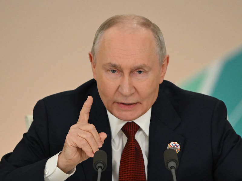 Volgens Poetin bereidt Europa zich voor op oorlog in 2030: “Rusland wil dat niet, maar is er wel klaar voor”