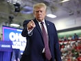 Trump schrapt campagnebijeenkomsten en sneert naar journalist na vraag over vermoeidheid: “Je ziet er niet uit”
