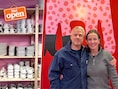 NET OPEN. Bij Anne (43) en Gil (51) kan je brunchen en keramiek beschilderen in alle vormen en kleuren: “De kreeft en de teckel zijn het populairst”
