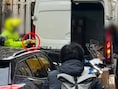 Pakjesbezorger getaserd door agent omdat hij zijn busje verkeerd had geparkeerd