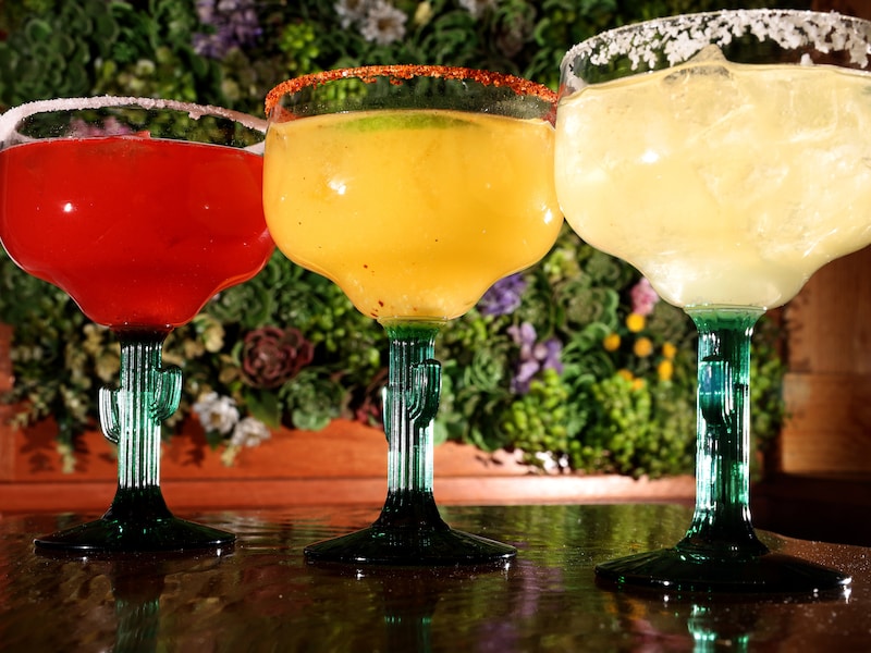 Barman verwart schoonmaakmiddel met suiker: drie gasten lopen chemische brandwonden op na margarita's