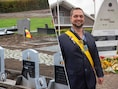 Oosterzele herdenkt Wapenstilstand twee dagen lang met een fakkeltocht en de inhuldiging van een nieuw monument