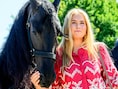 “Op mijn paard ben ik even ‘gewoon Amalia’, niet de kroonprinses”: prinses van Oranje heeft een diepe liefde voor de paardensport