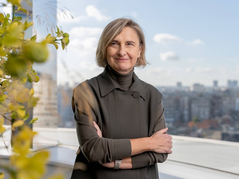 EXCLUSIEF. Hilde Crevits over de gouverneursgeruchten en de stress van haar job: “Dat flauwvallen? Volgens de dokters kan ik er honderd jaar mee worden”