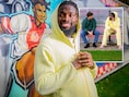 “Ajax voelt aan als de hemel”: na donkere dagen werd gewezen Genk-spits Tolu Arokodare een hype in Nederland