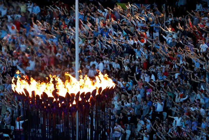 Het uiteindelijke ontwerp van de Olympische toorts van Thomas Heatherwick.