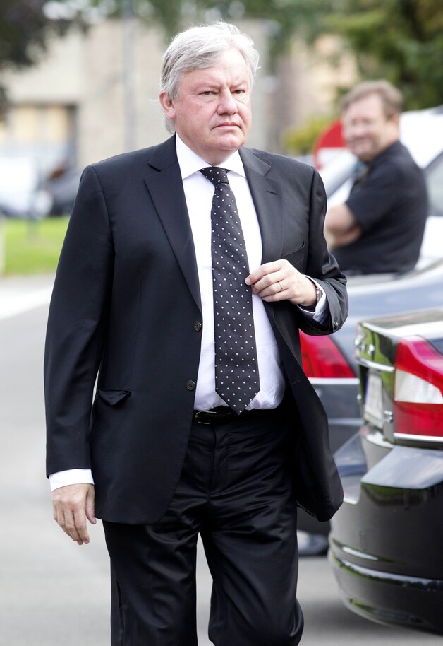 Minister Jean-Claude Marcourt.