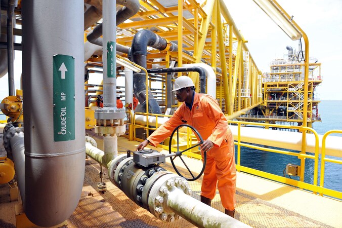 Een boorplatform van Total in Nigeria.