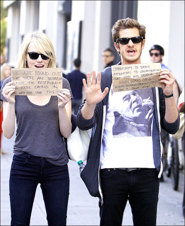 Emma en Andrew spelen wel eens een spel met de paparazzi.