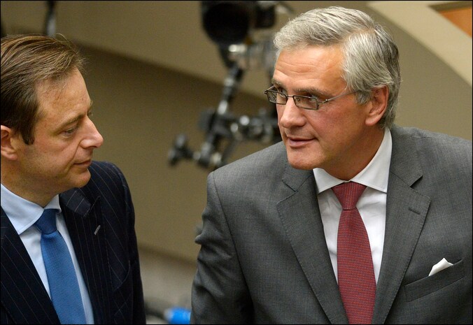 Bart De Wever (L) en Kris Peeters (R).