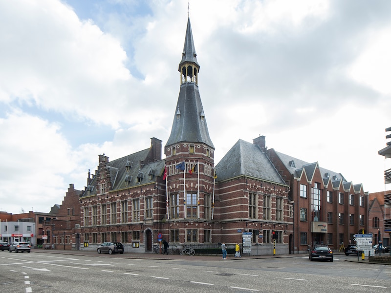 Schoten loopt 2,3 miljoen mis door Vlaamse knip in gemeentefonds: “Extra inkomsten heffen dit op”