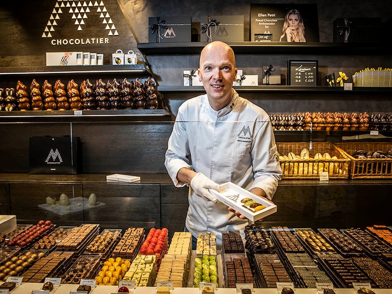 David (51) uit Knokke-Heist verkozen tot Chocolatier van het Jaar in Vlaanderen: “Vooral motivatie om verder te gaan zoals we bezig waren”
