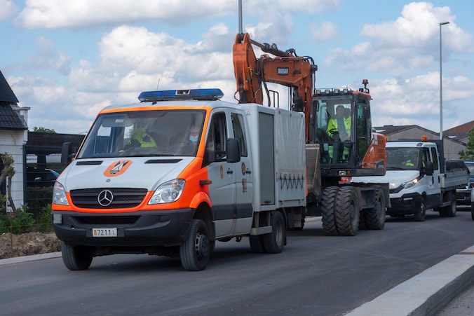 ARCHIEF: DOVO moet wel vaker springtuigen weghalen in de buurt van het industriepark in Kwatrecht.