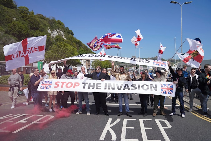 De betoging tegen migranten in Dover.