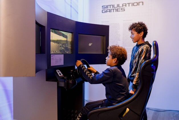 Een ander paviljoen is gericht op simulatiegames.