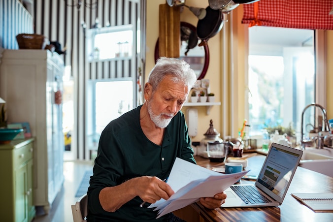 Je hoeft niet meteen te vrezen dat je aardgas en elektriciteit worden afgesloten. Er zijn verschillende andere uitwegen voor wie de energiefactuur niet langer kan betalen.