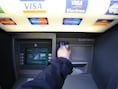 Doe je liever geen bankzaken in een app? Zoveel kan je besparen met de universele bankdienst
