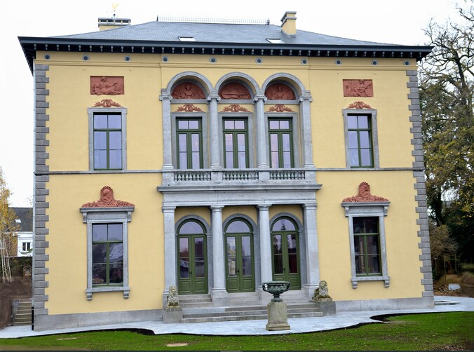 De tentoonstelling gaat door in Villa Servais in Halle.