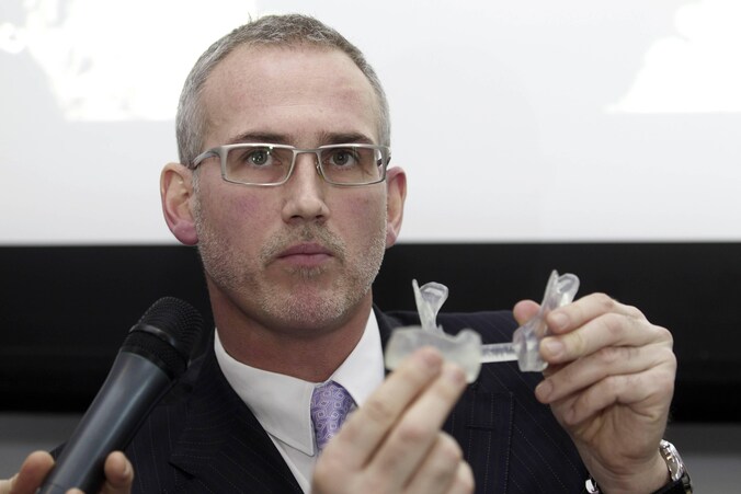 Professor Phillip Blondeel.
