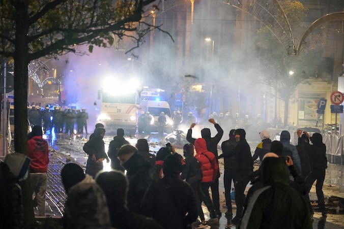 Journalisten aangevallen tijdens verslaggeving na match Marokko-België ...