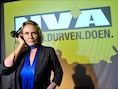Drie partijen willen Liesbeth Homans op de post van Muyters. Vorige week mocht ze de eerste plaatjes draaien op het N-VA-nieuwjaarsfeest in Gent.