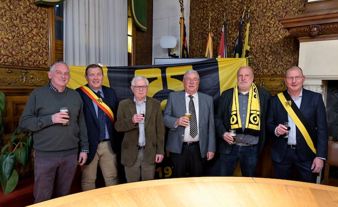 Voetbalclub Simikos mag vijftig kaarsjes uitblazen | Regio | HLN.be