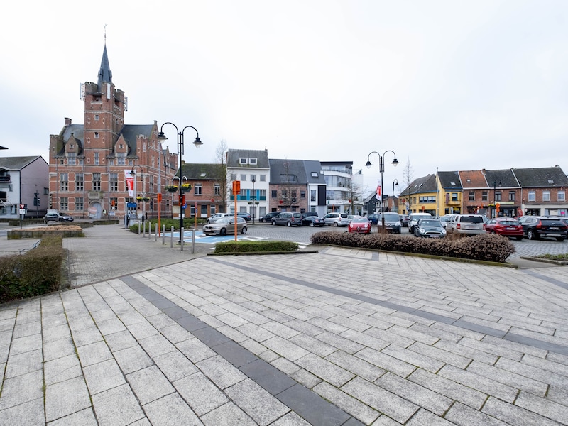Sint-Katelijne-Waver vereenvoudigt parkeren rond de Markt: “Van vijf naar drie regimes”