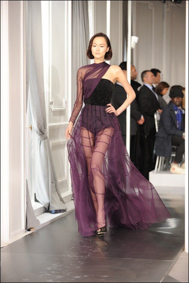 Een ontwerp van Dior op de catwalk.