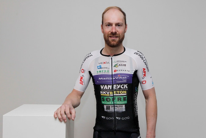 Niels De Rooze bereidt zich voor het eerst in vier jaar in Spanje voor ...