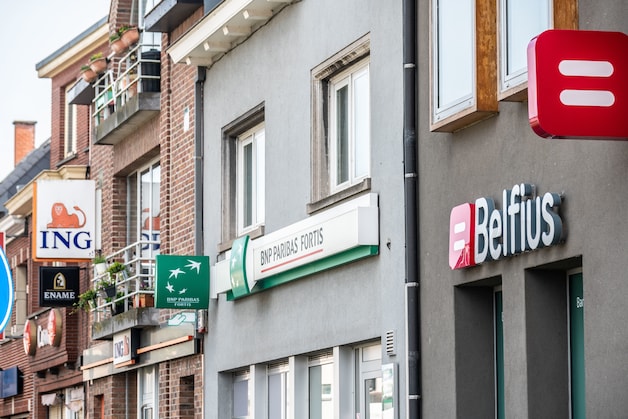 Beurzen in het rood, goudwaarde daalt en rente stijgt. Oorlog leidt tot ...