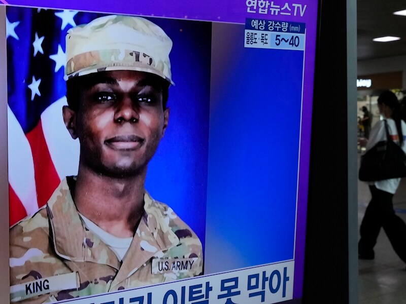 Een foto van Travis King, die werd afgebeeld in de metro van de Zuid-Koreaanse hoofdstad Seoul.