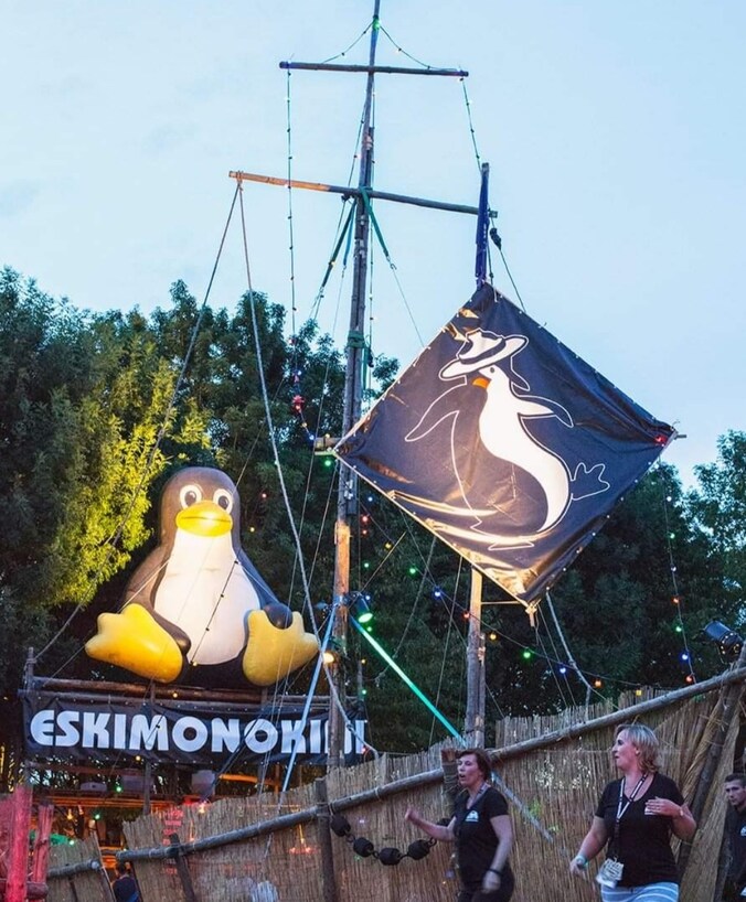 Eskimonokini in Boekhoute.