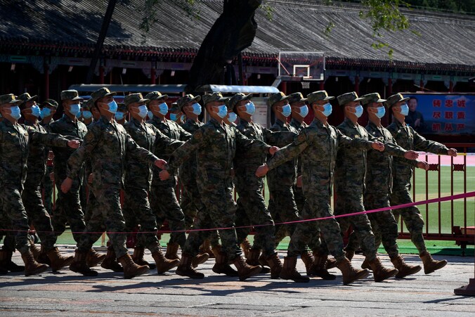 Chinese soldaten tijdens de opening van het congres van de Chinese Communistische Partij, vorig jaar.