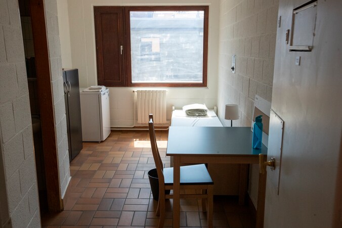 Een cel in een detentiehuis in Vorst. Archiefbeeld.