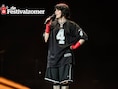 Kijk. Onder luid gejuich: Billie Eilish begint haar set op Pukkelpop met ‘Bury a Friend’