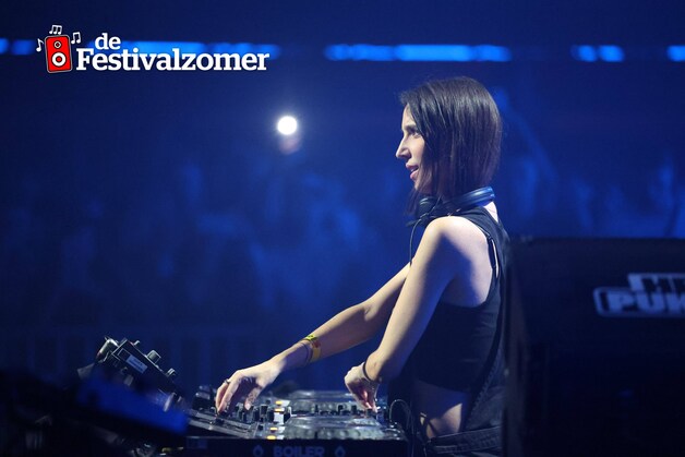 Amelie Lens.