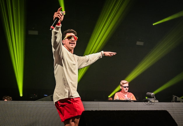 Omdat Het Kan Soundsystem & Average Rob.