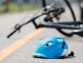 Fietser (32) lichtgewond na aanrijding met auto