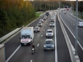Ruim een uur file op E314 richting Brussel vanaf Maasmechelen: weg versperd ter hoogte van Genk-Centrum