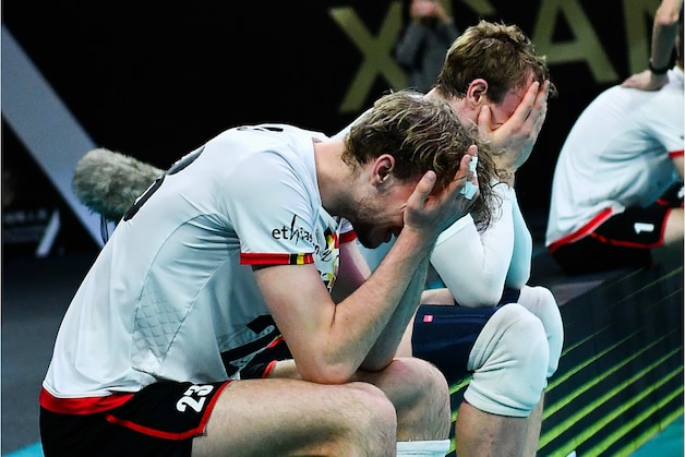 Sam Deroo blinkt na bewogen jaar uit op EK volleybal: “Als het wat ...
