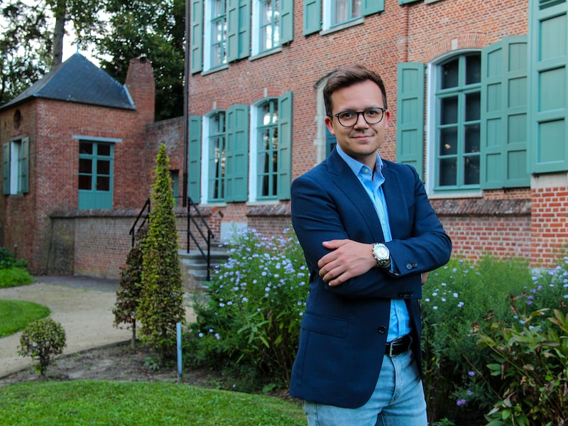 Thomas Van Hoof (N-VA) stopt na acht jaar als gemeenteraadslid in Heist: “Nu ligt de focus op mijn gezin en mijn job”