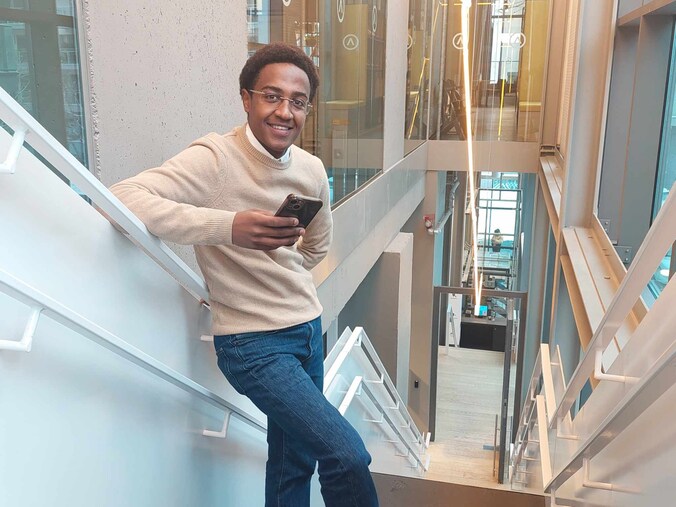 Henok (20) genomineerd voor een Jamie: “Vroeger werd ik quasi dagelijks ...