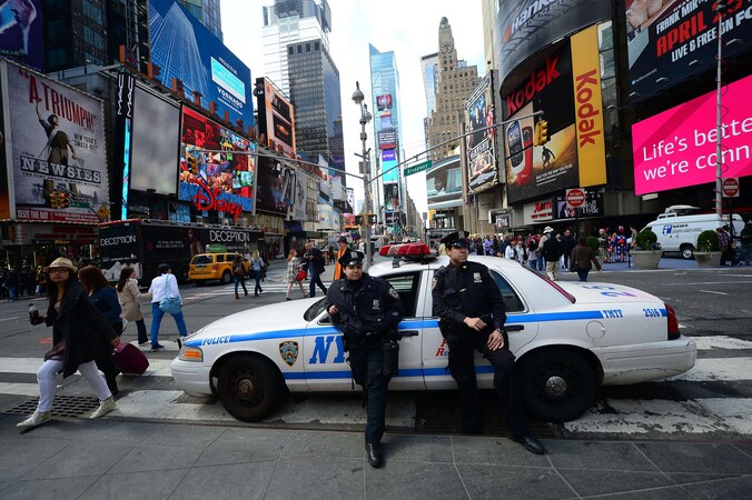 Extra beveiliging op Times Square na de aanslagen vorige week in Boston.