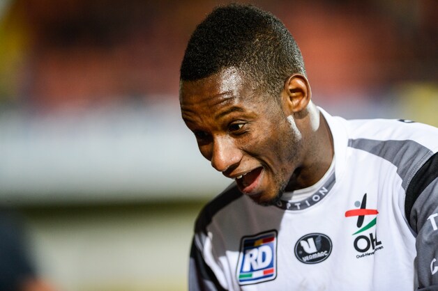 Eeen vierende Ibou. Dit beeld krijgt u zaterdagavond niet te zien.