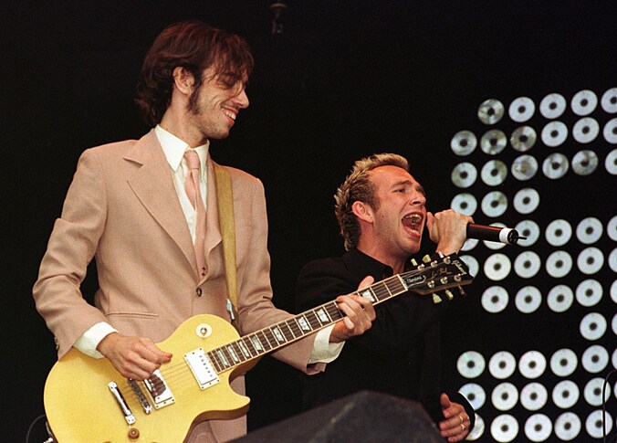 David (links) en Stephen Dewaele.