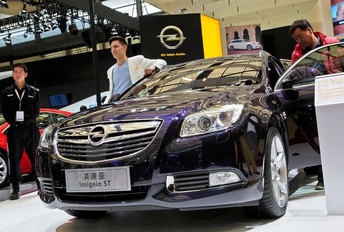 De Opelstand op de Shanghai Motor Show, foto uit april 2013.